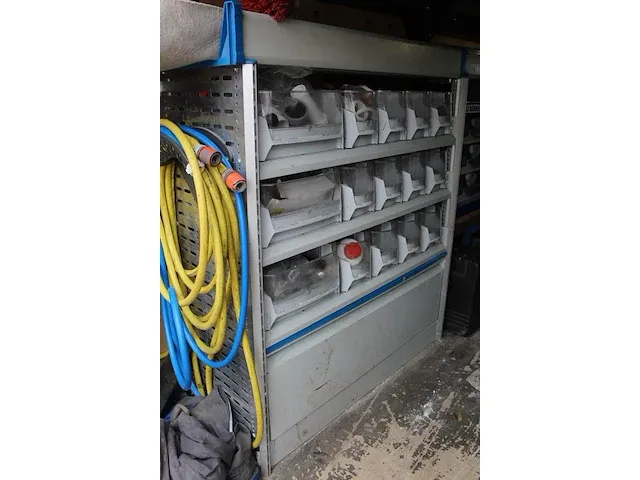 Ford transit custom met kenteken vv-778-d. datum eerste toelating 29-03-2016. - afbeelding 10 van  20