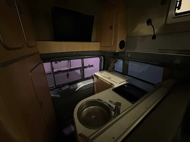 Ford transit westfalia nugget camper - afbeelding 10 van  26