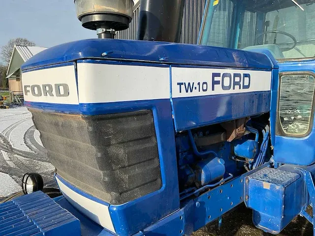 Ford tw-10 oldtimer tractor - afbeelding 5 van  32