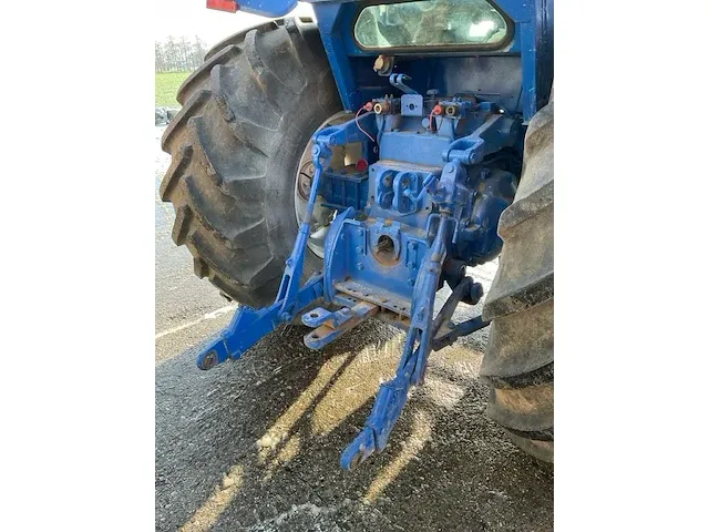 Ford tw-10 oldtimer tractor - afbeelding 14 van  32