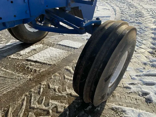 Ford tw-10 oldtimer tractor - afbeelding 19 van  32