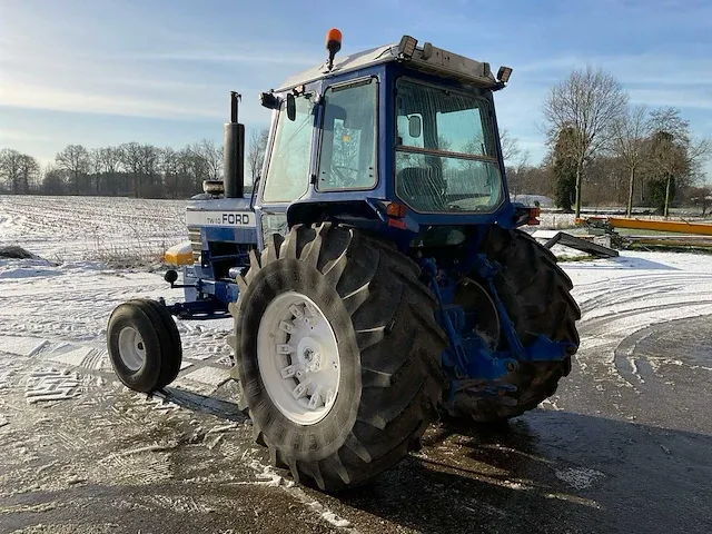 Ford tw-10 oldtimer tractor - afbeelding 30 van  32