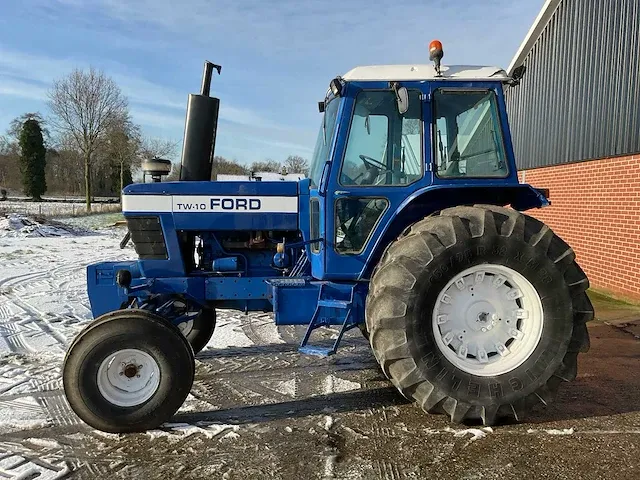 Ford tw-10 oldtimer tractor - afbeelding 31 van  32
