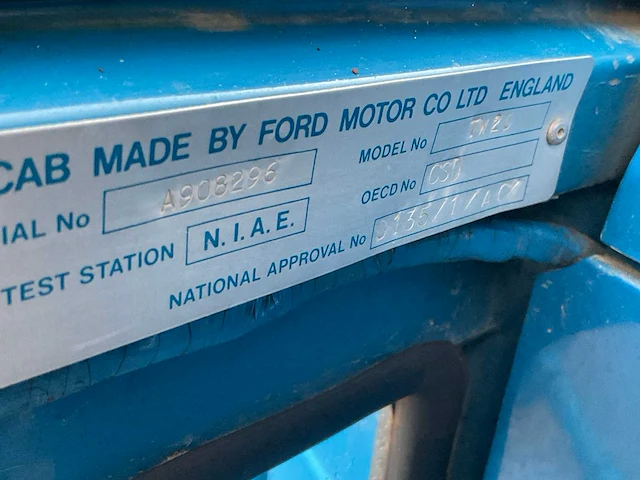 Ford tw-20 vierwielaangedreven landbouwtractor - afbeelding 21 van  28