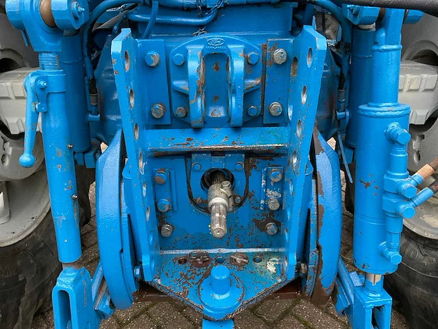 Ford tw-35 vierwielaangedreven landbouwtractor - afbeelding 5 van  30