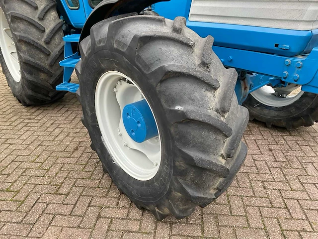 Ford tw-35 vierwielaangedreven landbouwtractor - afbeelding 18 van  30