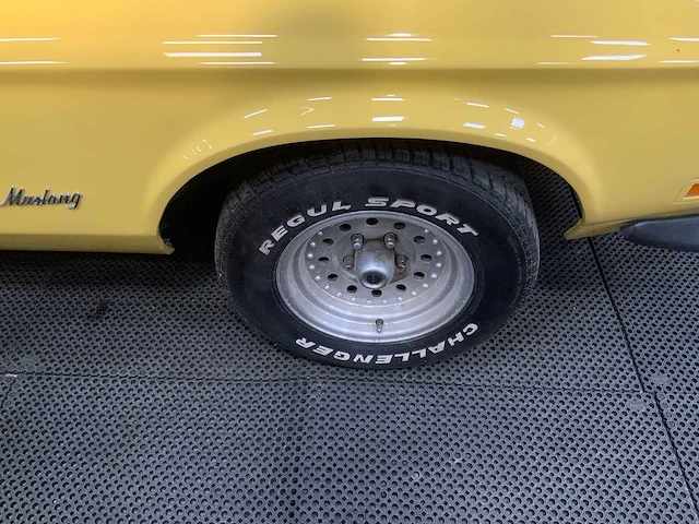 Ford usa - mustang v8 - oldtimer - 1973 - afbeelding 19 van  29