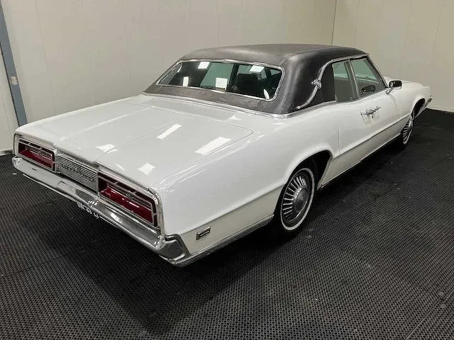 Ford usa - thunderbird v8 - suïcide doors -oldtimer -1969 - afbeelding 31 van  31