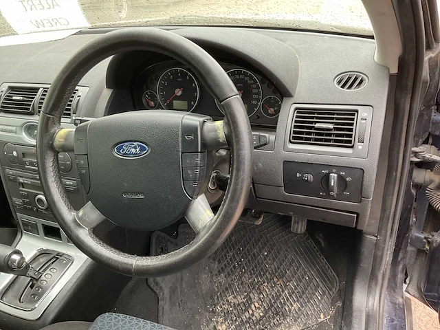 Ford zetec personenauto - afbeelding 3 van  15