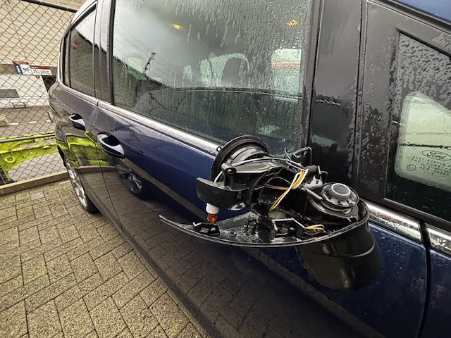 Ford,2013 - afbeelding 17 van  28