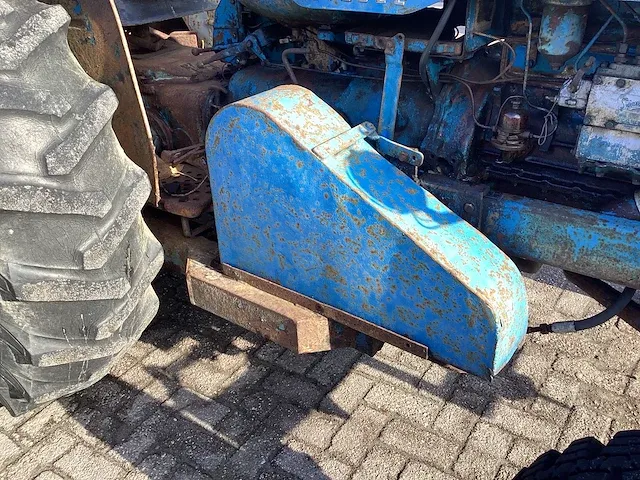 Fordson major oldtimer tractor - afbeelding 4 van  24