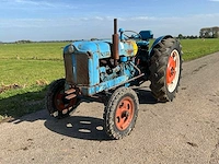 Fordson major oldtimer tractor - afbeelding 1 van  21