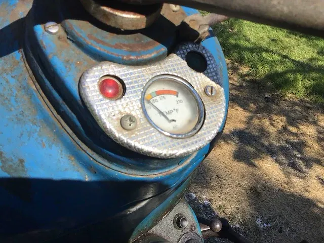 Fordson super dexta oldtimer tractor - afbeelding 8 van  17