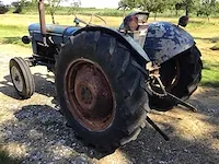 Fordson super dexta oldtimer tractor - afbeelding 11 van  17