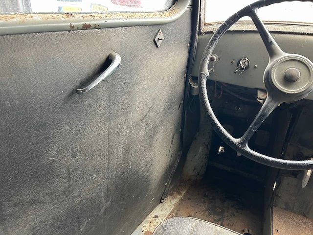 Fordson van - e83w 10cwt - oldtimer - afbeelding 8 van  35