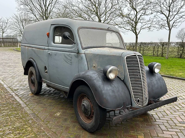 Fordson van - e83w 10cwt - oldtimer - afbeelding 13 van  35