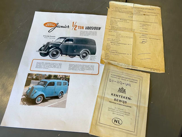 Fordson van - e83w 10cwt - oldtimer - afbeelding 33 van  35