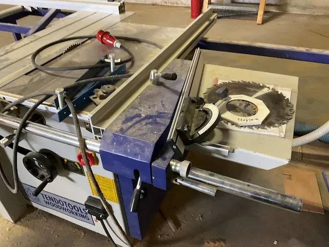 Formaatcirkelzaagmachine (c) - afbeelding 6 van  11