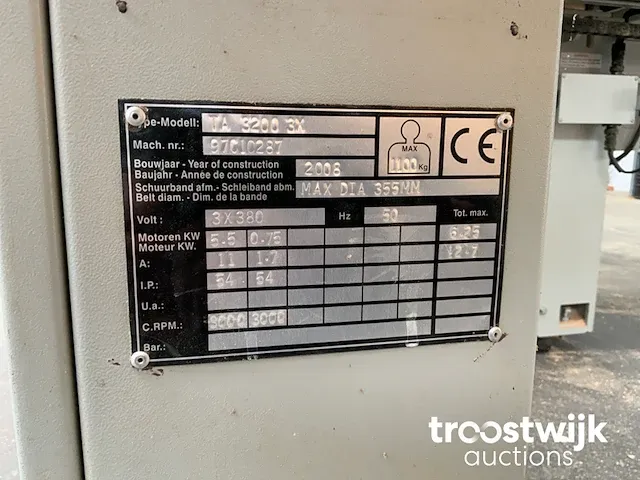 Formaatcirkelzaagmachine - afbeelding 10 van  15
