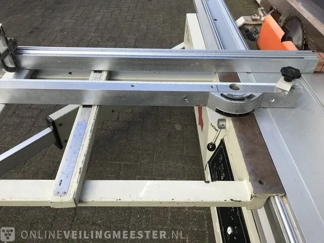 Formaatzaagmachine met voorritser 3200 mm peulen - afbeelding 8 van  8