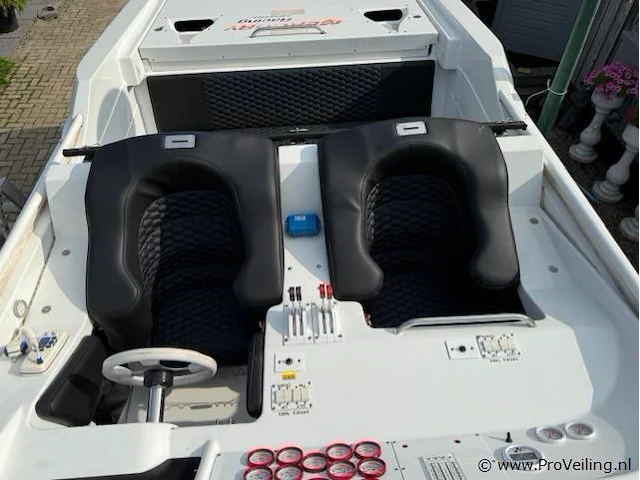 Formula racing offshore power boat, unieke wedstrijd boot - afbeelding 3 van  22