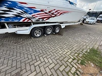 Formula racing offshore power boat, unieke wedstrijd boot - afbeelding 13 van  22