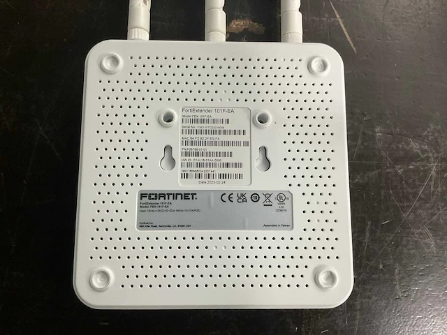 Fortinet 101f-ea fortiextender wifi extender (5x) - afbeelding 4 van  4
