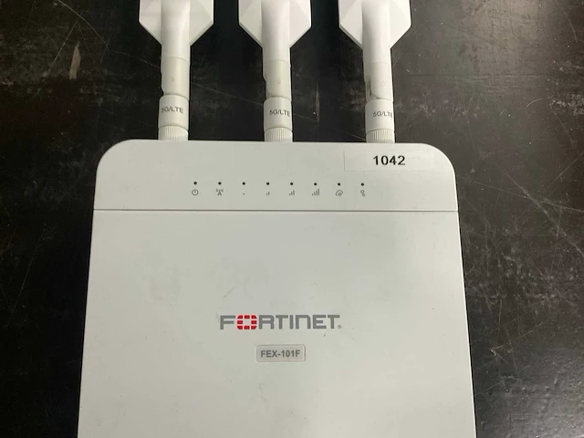 Fortinet 101f-ea fortiextender wifi extender (5x) - afbeelding 3 van  5