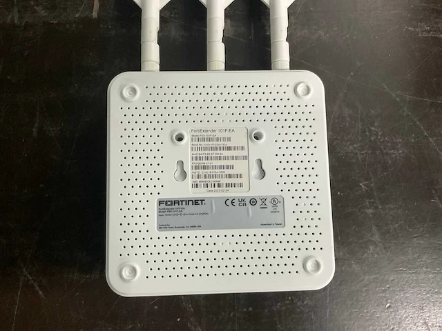 Fortinet 101f-ea fortiextender wifi extender (5x) - afbeelding 4 van  5