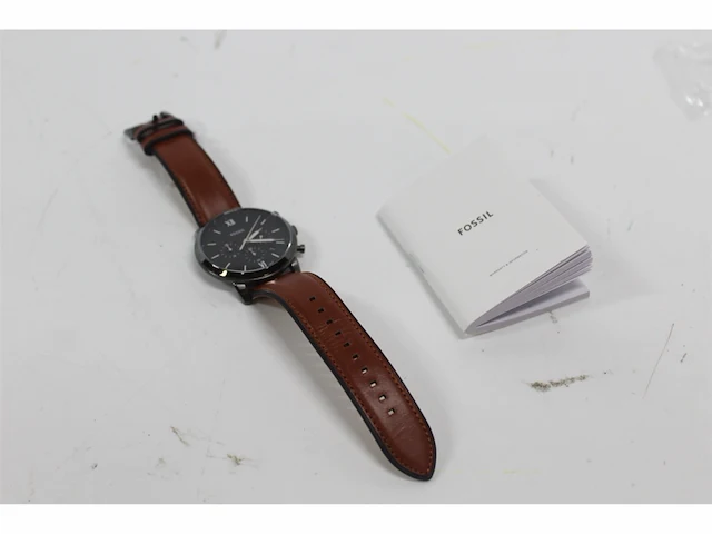 Fossil neutra horloge voor heren kwarts chronograaf uurwerk met leren band grijs - afbeelding 5 van  6