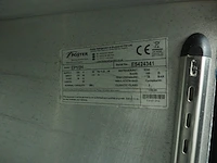 Foster - afbeelding 3 van  11