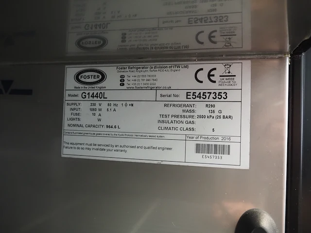 Foster - afbeelding 9 van  9