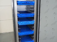 Foster - afbeelding 5 van  8