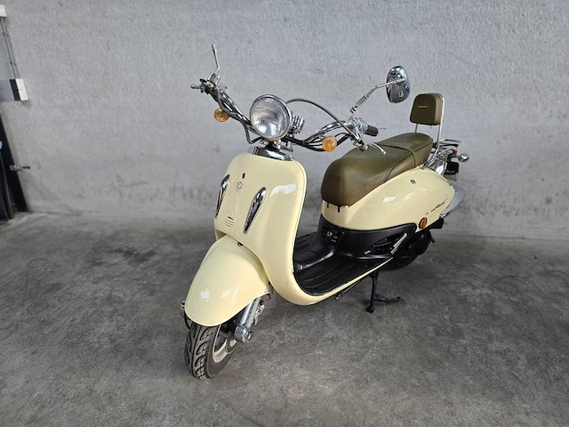 Fosti - snorscooter - grande retro - 4t 25km uitvoering d431df - afbeelding 3 van  7