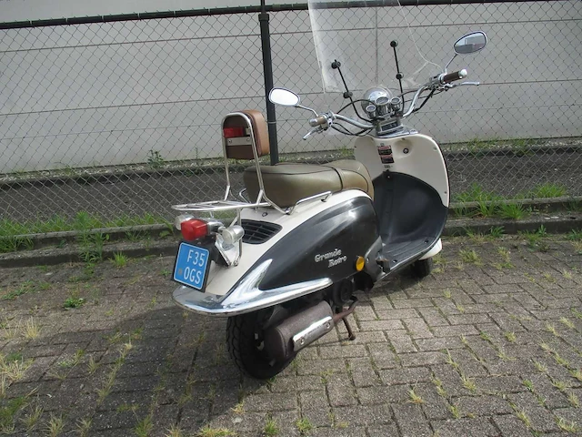 Fosti - snorscooter - grande retro ft50qte - scooter - afbeelding 9 van  11