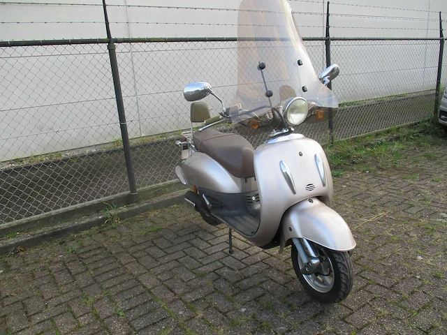 Fosti - snorscooter - grande retro ft50qte - scooter - afbeelding 7 van  11