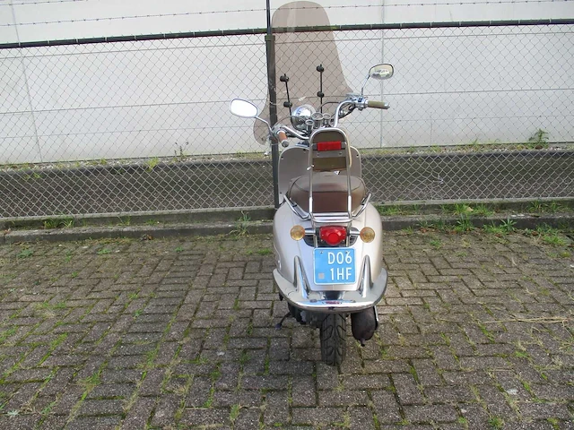 Fosti - snorscooter - grande retro ft50qte - scooter - afbeelding 10 van  11