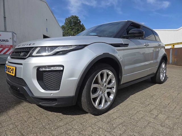 Foto peter aandacht land rover range rover evoque 2.0 td4 hse dynamic; ps-032-x - afbeelding 3 van  27