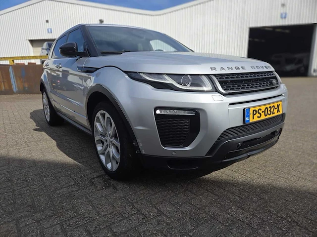Foto peter aandacht land rover range rover evoque 2.0 td4 hse dynamic; ps-032-x - afbeelding 22 van  27