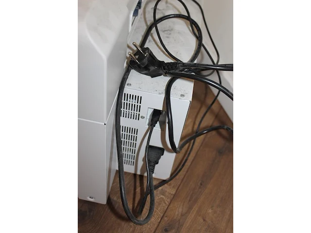 Fotoproductieprinter epson sure lab d700. - afbeelding 3 van  3