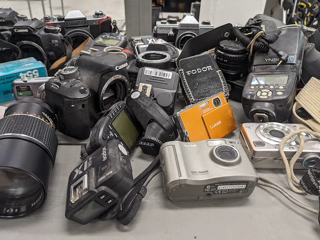 Fototoestellen + benodigdheden., canon, pratica, olimpus - afbeelding 3 van  20