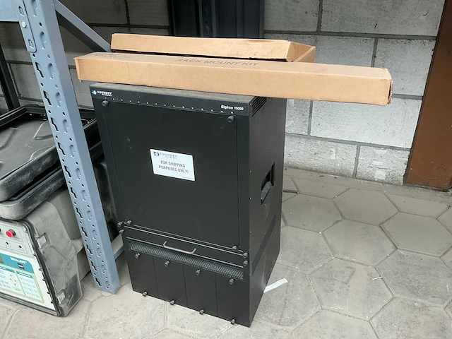 Foundry b15000 empty modular chassis - afbeelding 1 van  3