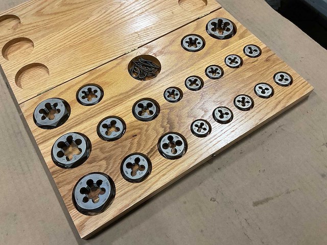 Four star thread repair kit - afbeelding 1 van  5