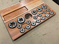 Four star thread repair kit - afbeelding 1 van  5