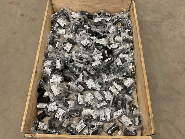 Fox ef coupler dn 32 me03211 partij elektrolas moffen - afbeelding 1 van  4