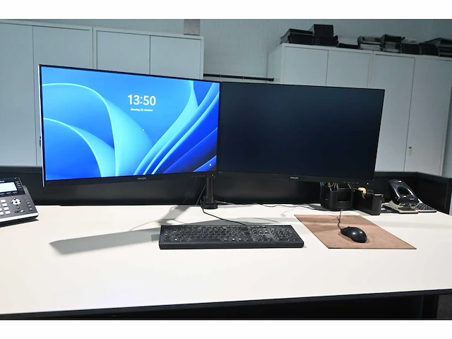 Fractel design intel core i7 windows 10 pro desktop met 2 x 27” philips monitoren en dubbele monitorenarmsteun - afbeelding 1 van  5