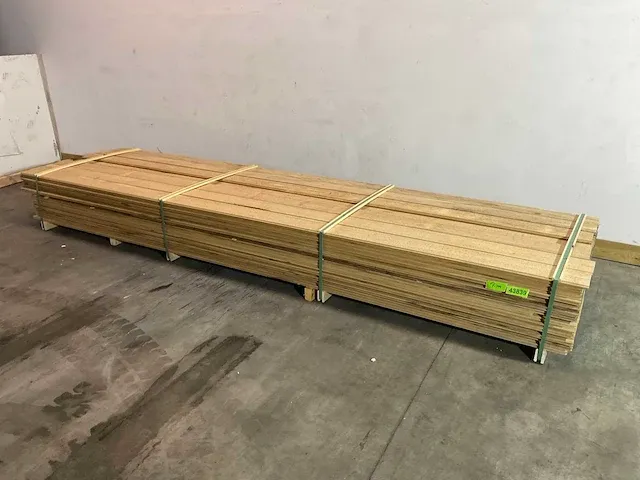 Fraké plank met mes en groef 390x14.7x2 cm (33x) - afbeelding 1 van  6
