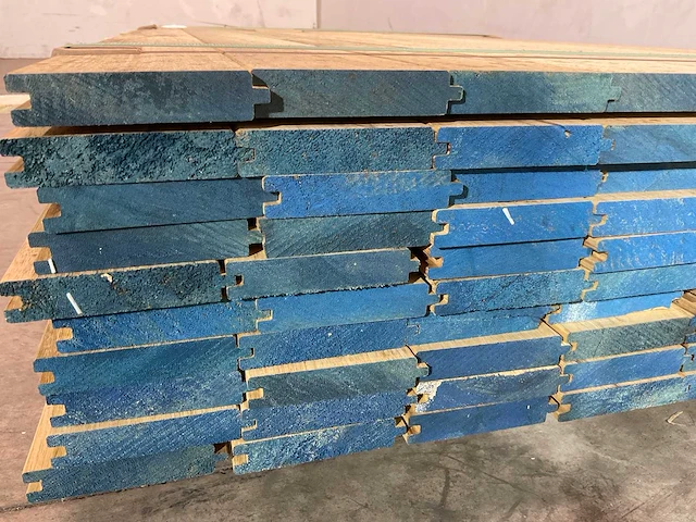 Fraké plank met mes en groef partij 210-270x9.7x2 cm - afbeelding 6 van  7