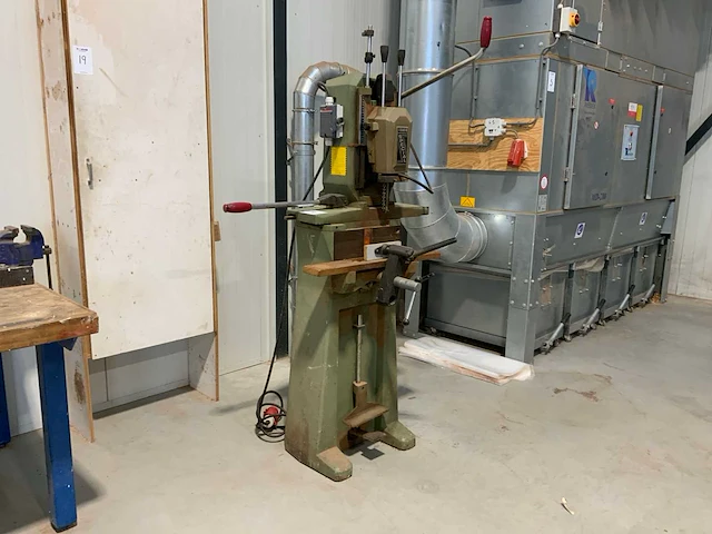 Framar special kettingfreesmachine - afbeelding 1 van  9