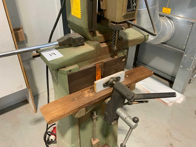 Framar special kettingfreesmachine - afbeelding 7 van  9